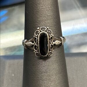 454357 silver onyx ring